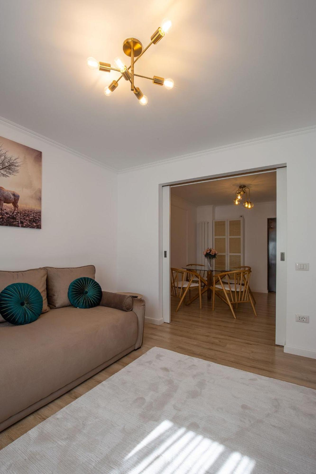 Apartament Victoria Σάτου Μάρε Εξωτερικό φωτογραφία